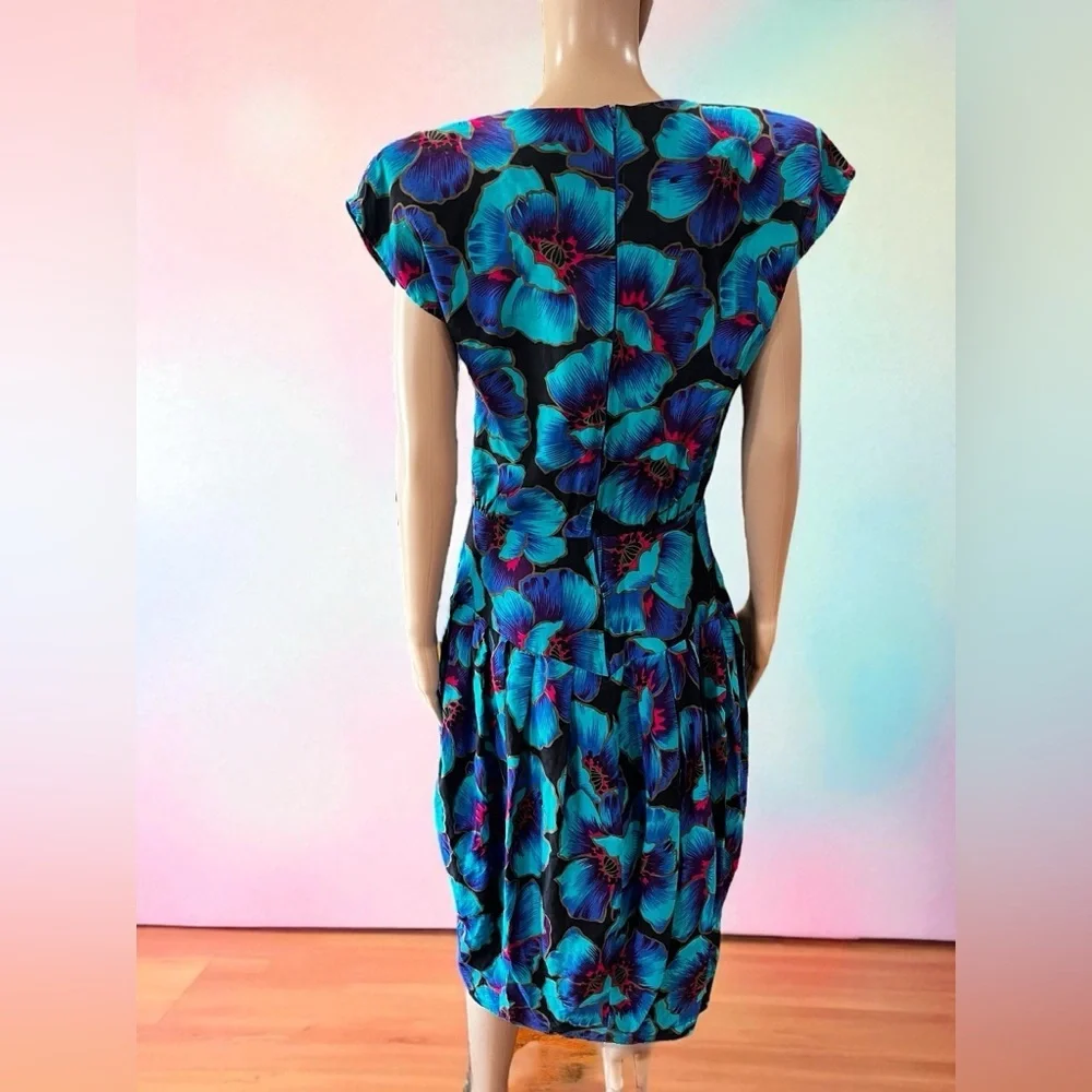 Beau Monde blue floral peplum bold watercolor vintage 80’s dress 12